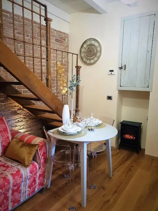 Charme Apartment St Tome Almenno San Salvatore Italy