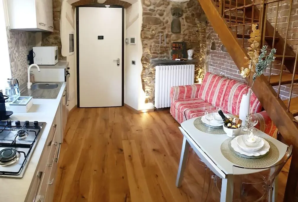 Charme Apartment St Tome Almenno San Salvatore 0*,